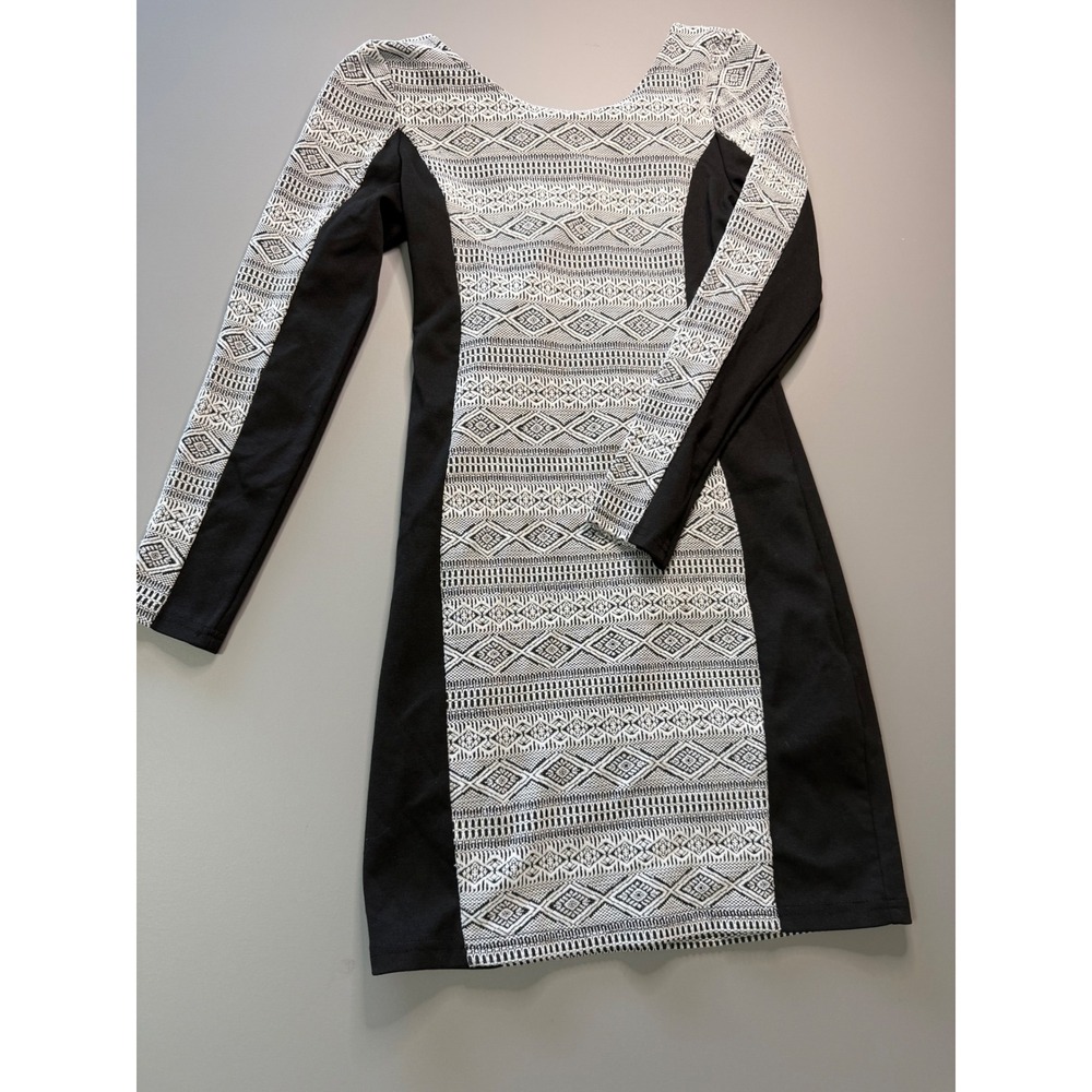 H&M Divided Women Black White Geometric Tribal Bodycon Mini Dress Long Sleeve 8